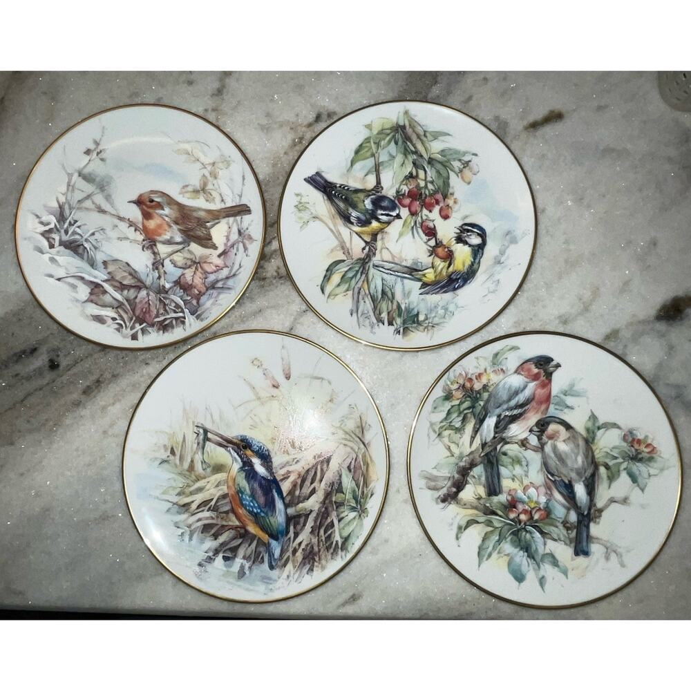 Four Gloria Porcelain Bayreuth Germany Decorative Bird Plates 24k Gold Rim